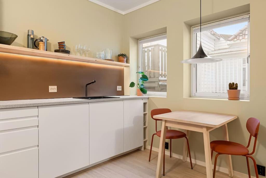 Fresh Studio Apartment, A Short Walk From Bryggen Bergen Luaran gambar
