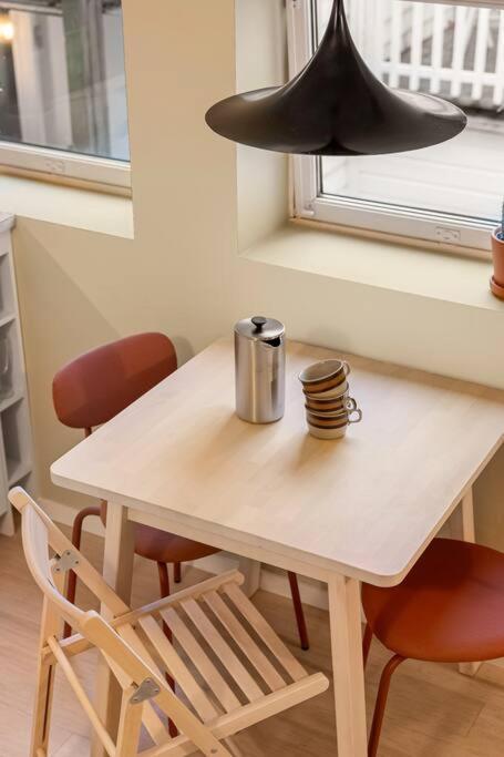 Fresh Studio Apartment, A Short Walk From Bryggen Bergen Luaran gambar