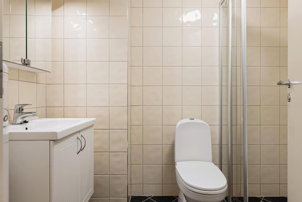 Fresh Studio Apartment, A Short Walk From Bryggen Bergen Luaran gambar